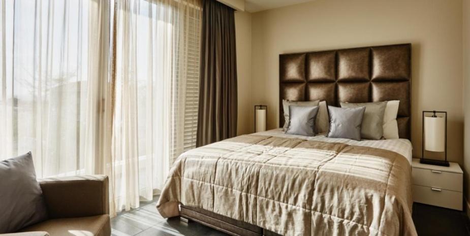 The Pearl of Jan Thiel villa with private pool gym and game room