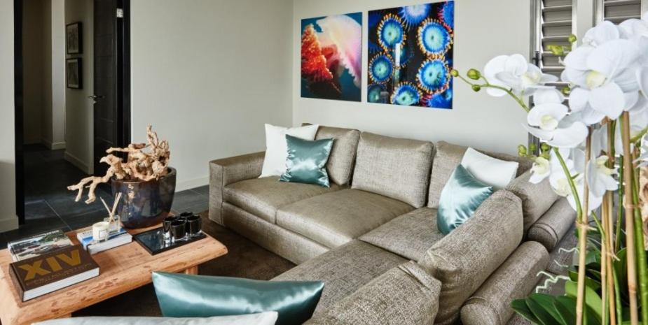 The Pearl of Jan Thiel villa with private pool gym and game room