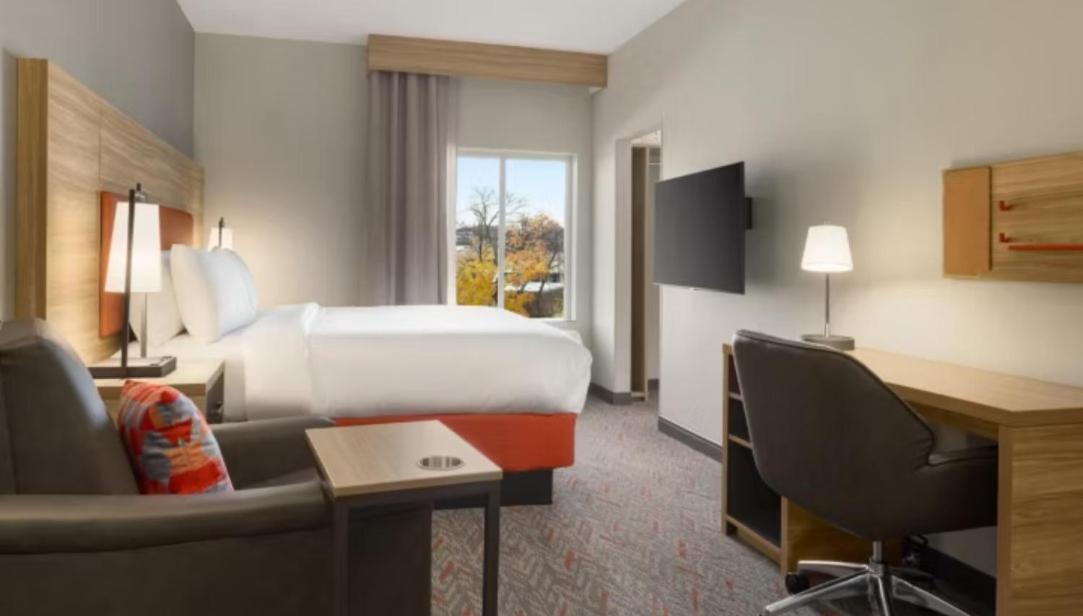 Trois-rivieres Vacations - Candlewood Suites Trois-Rivieres Ouest, an IHG Hotel - Property Image 23