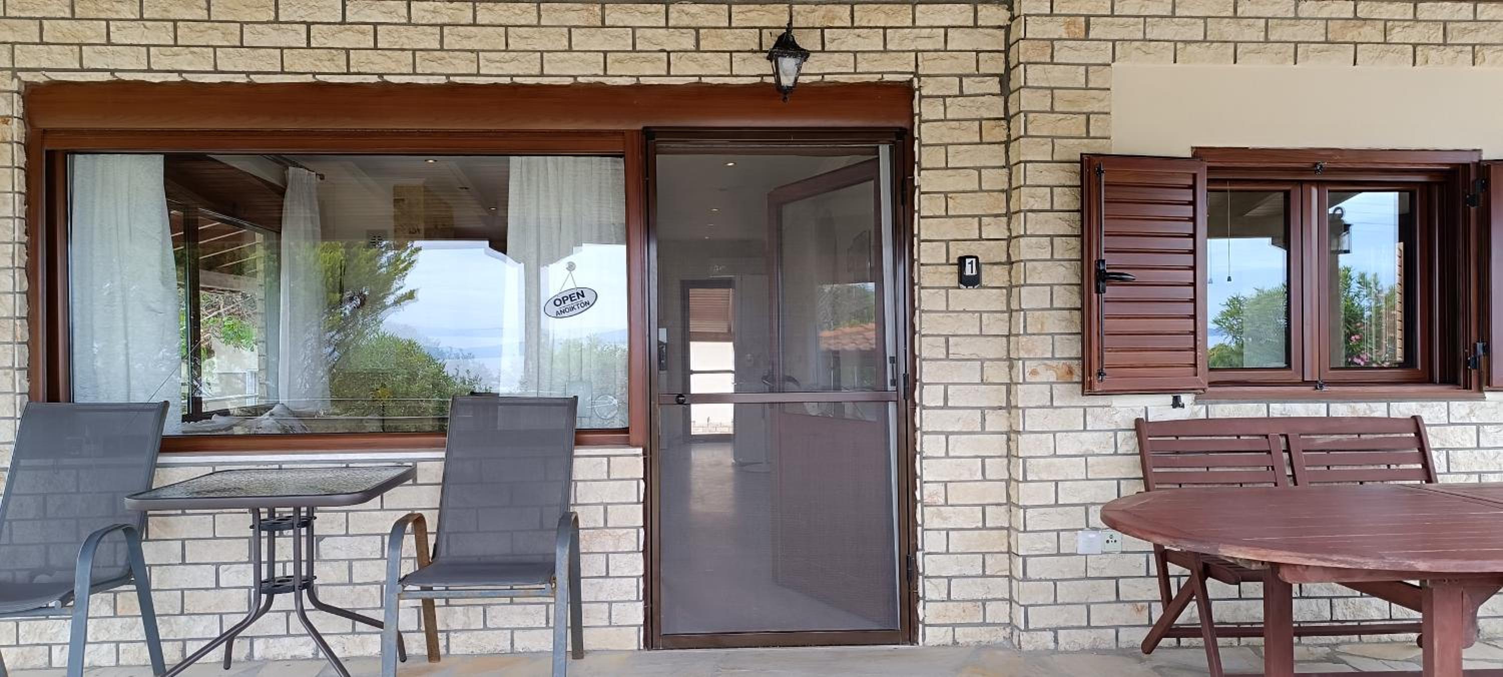 Absolute Beachfront Villa-Grand Sandy Beach view 5