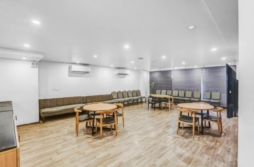 Arena Residency
