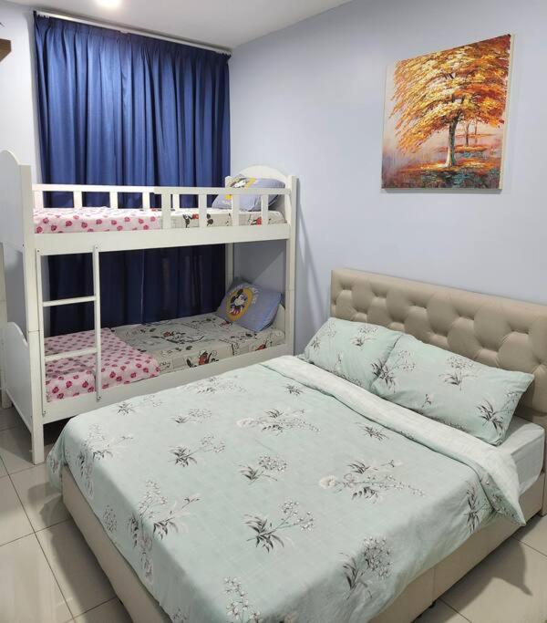 Bali Residence 3bedroom/massagechair/netflix/balcony-muslimfriendly