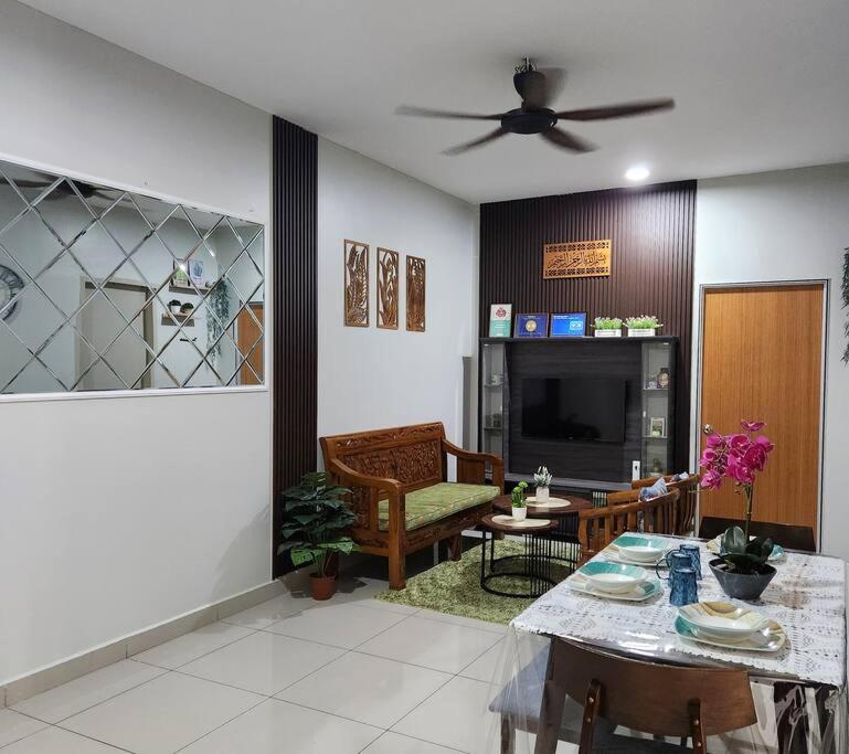 Bali Residence 3bedroom/massagechair/netflix/balcony-muslimfriendly