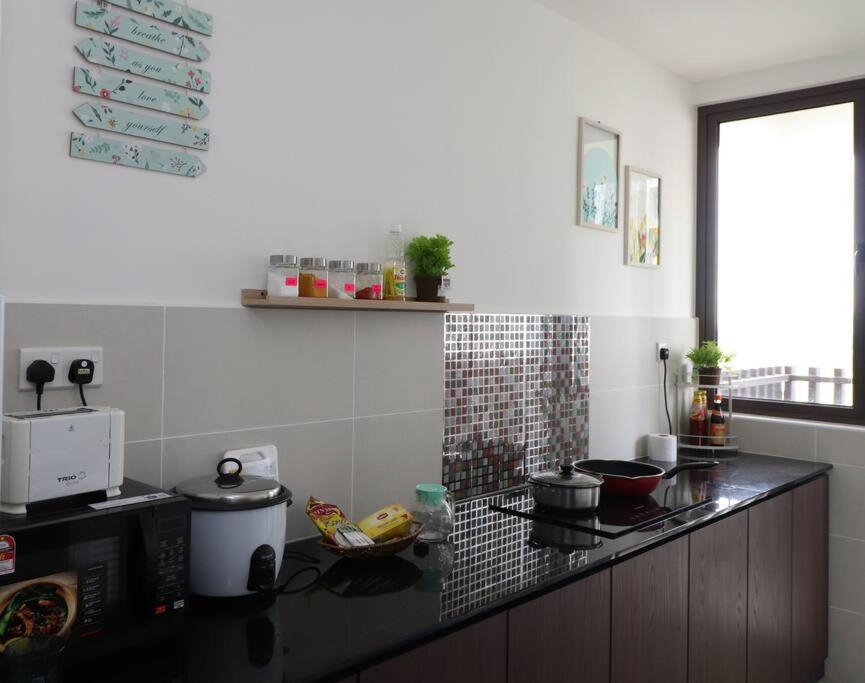 Bali Residence 3bedroom/massagechair/netflix/balcony-muslimfriendly