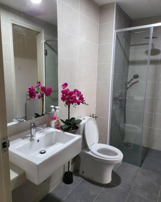 Bali Residence 3bedroom/massagechair/netflix/balcony-muslimfriendly