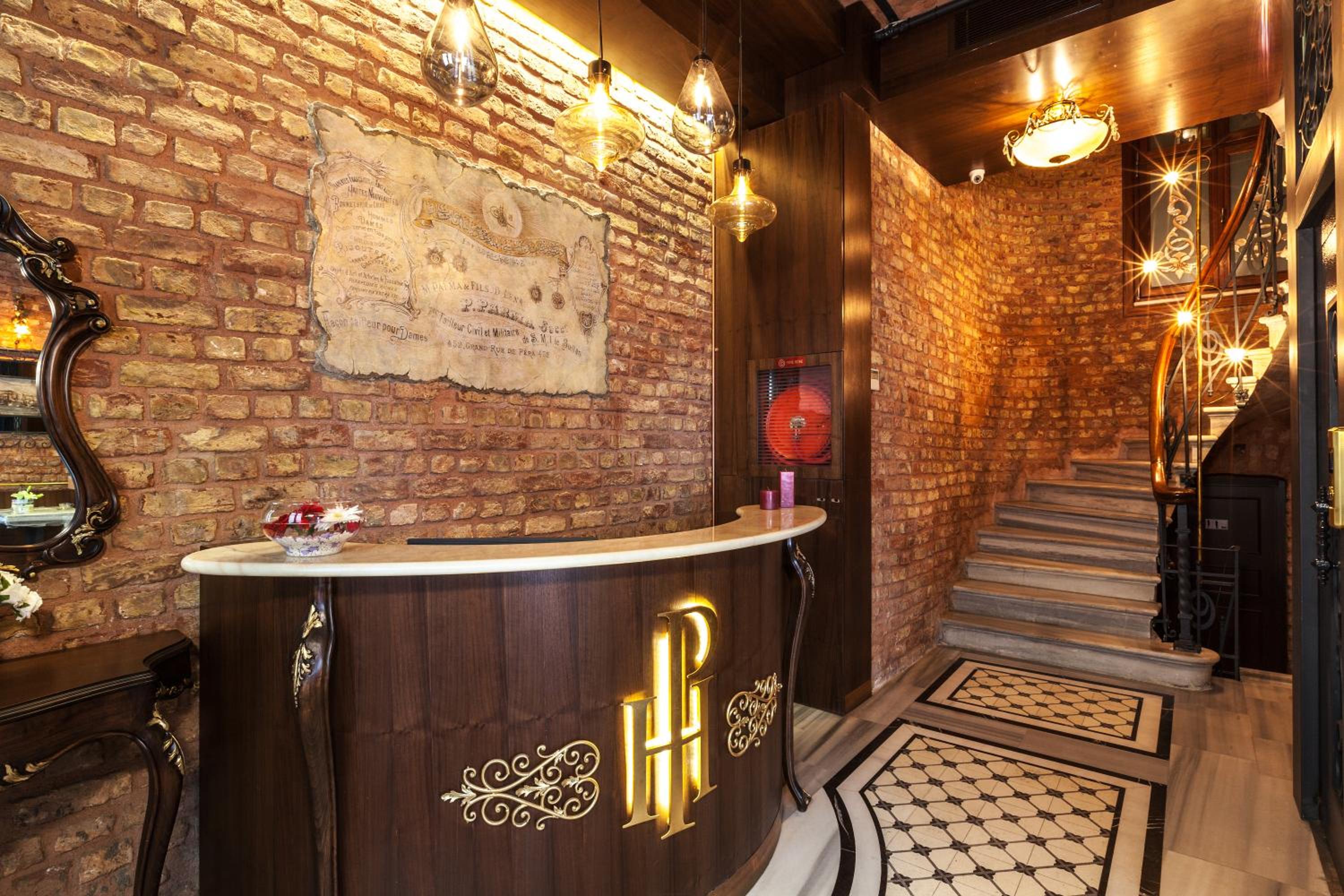 Hotel Pera Parma - Image 38