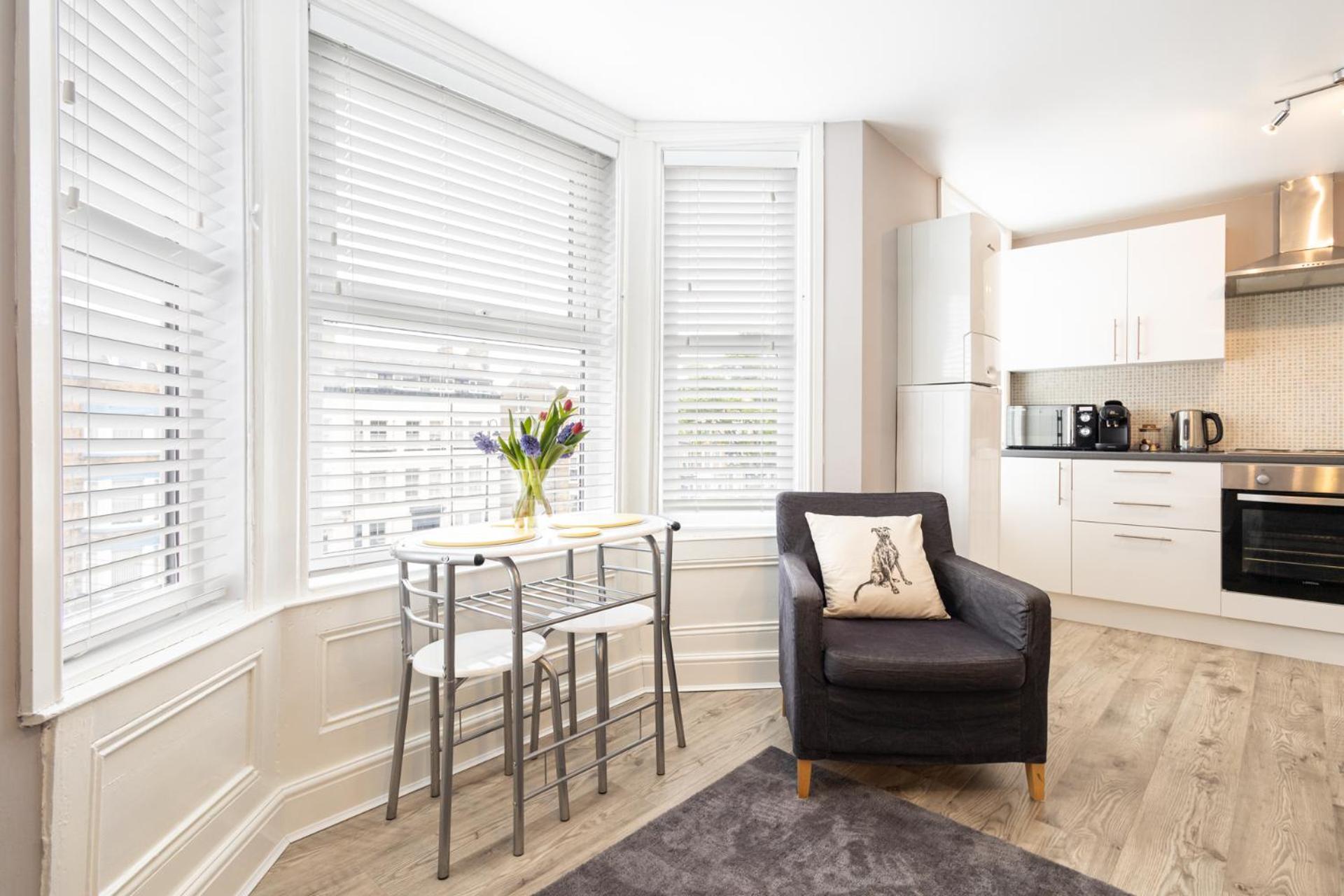 Host & Stay - Trafalgar Square Apartments
