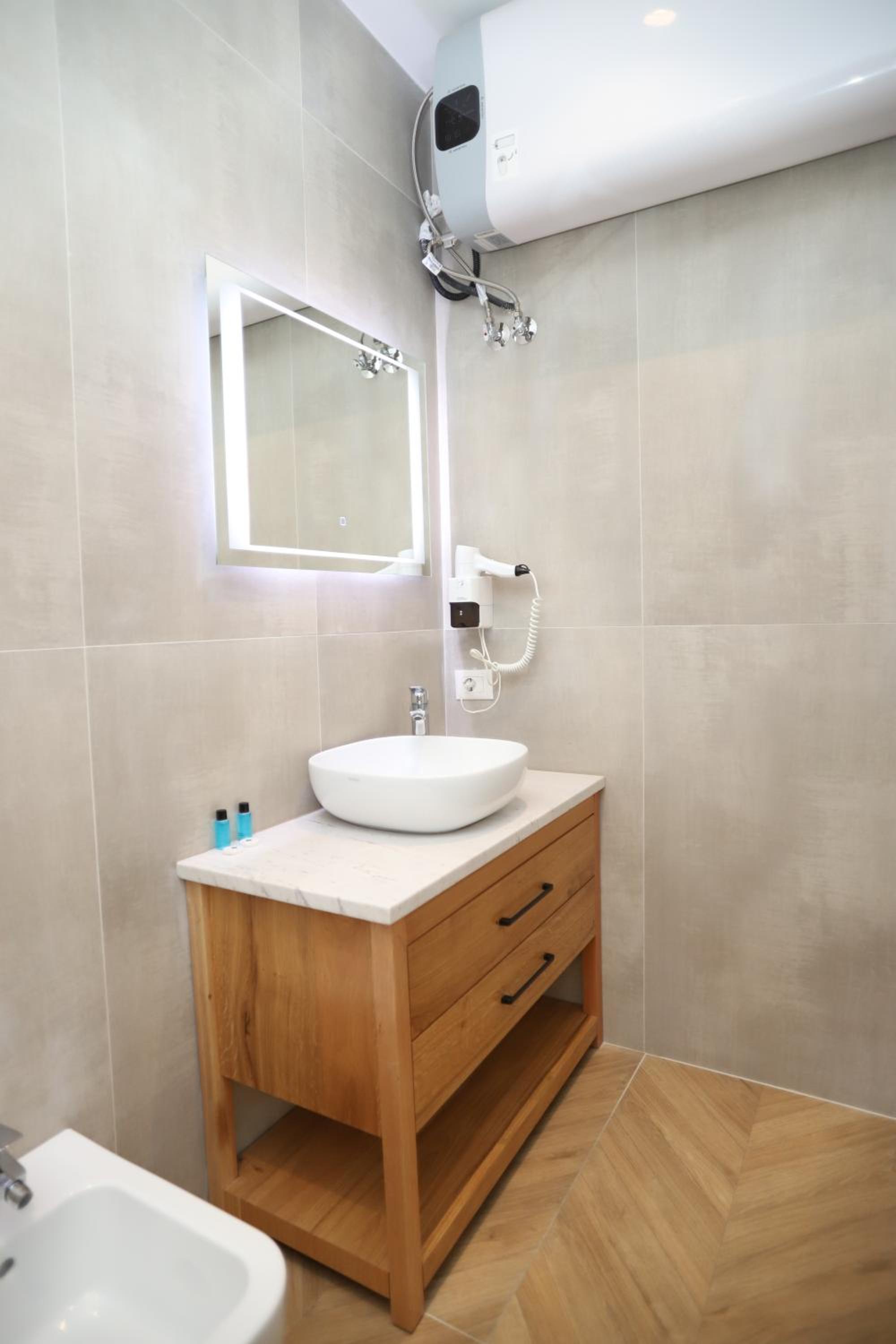 J&D Rooms Korce