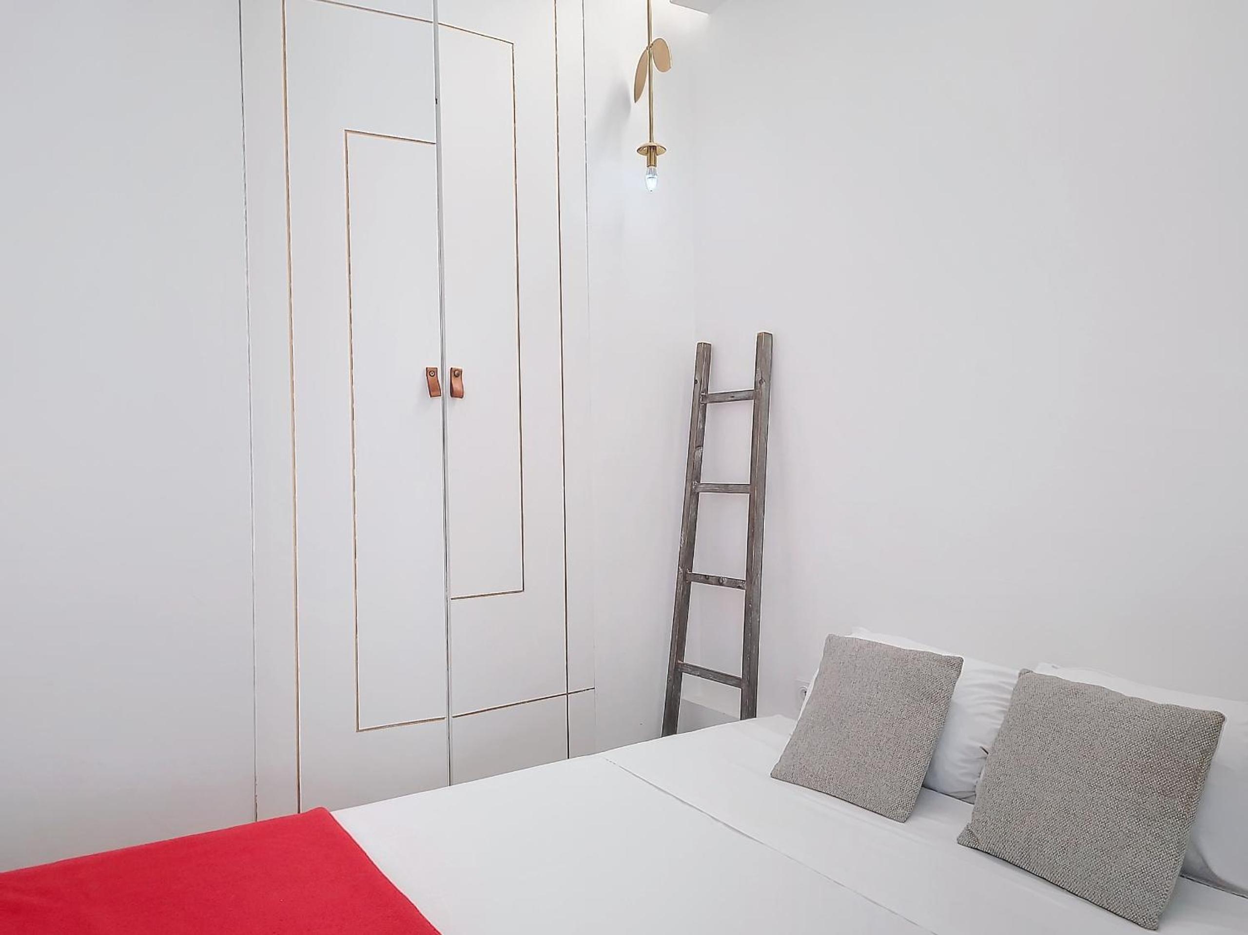 Nestor&Jeeves - COEUR DAZUR - Central - Modern