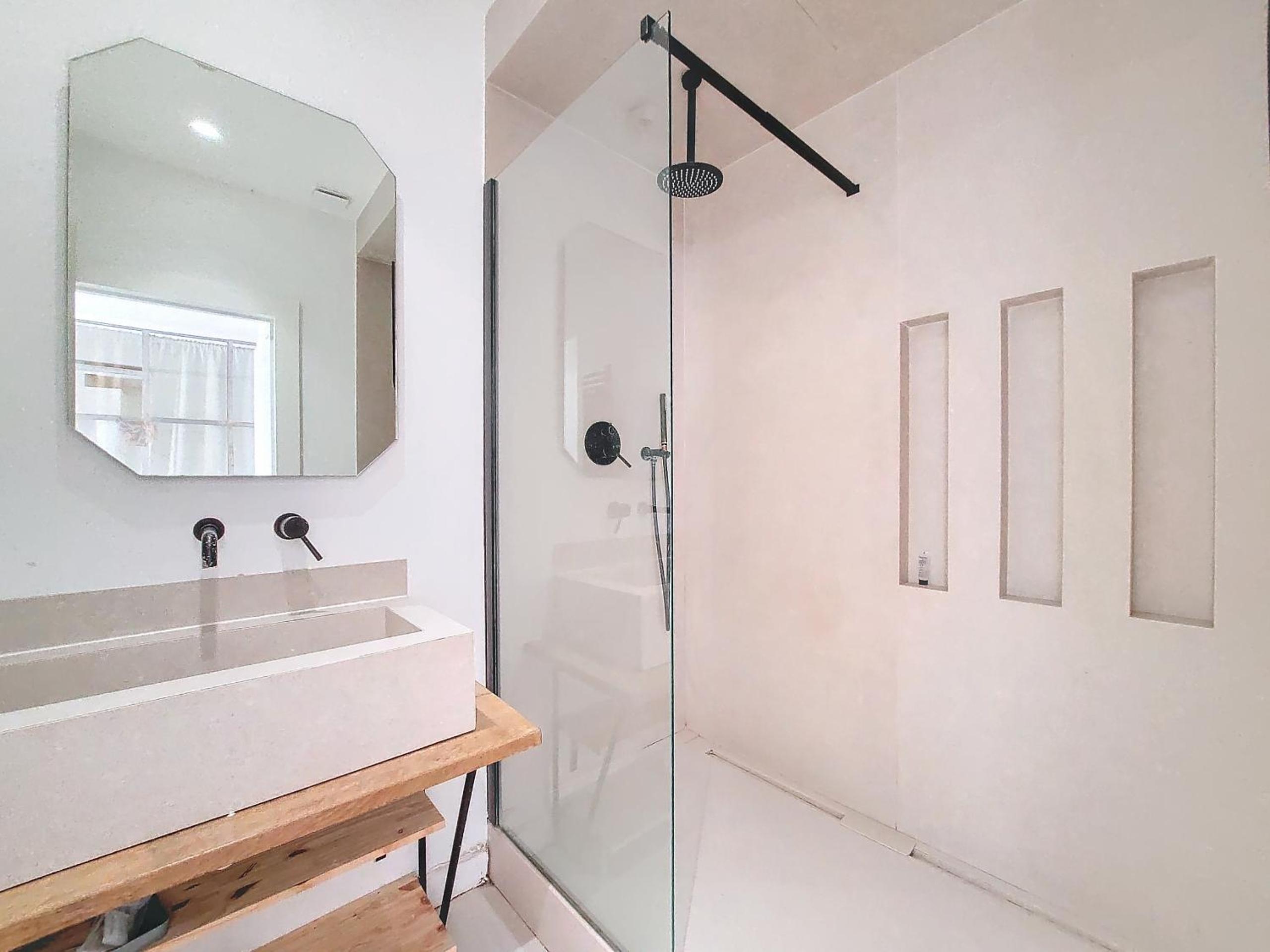 Nestor&Jeeves - COEUR DAZUR - Central - Modern