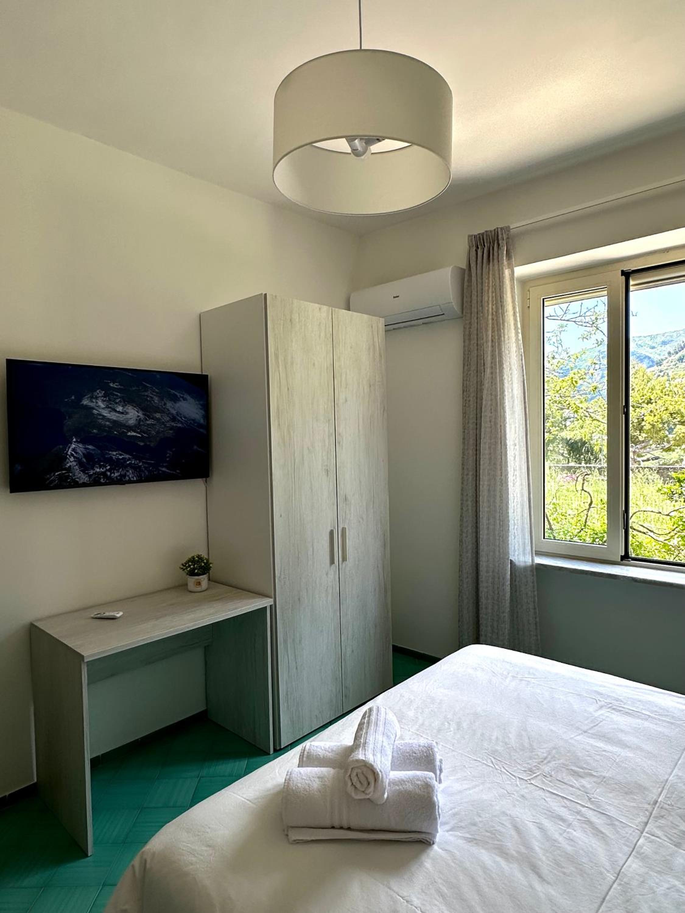 Simona House view 5