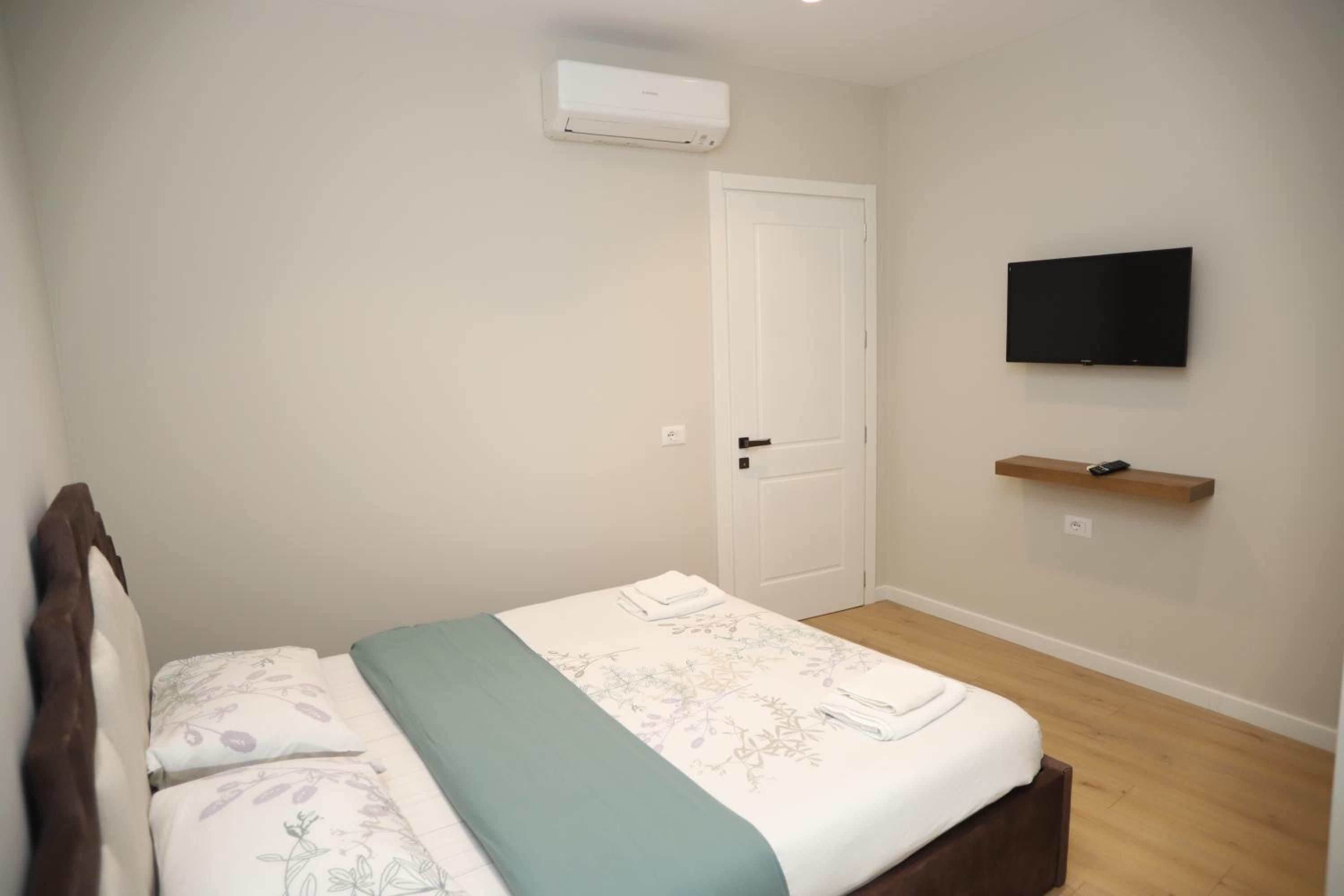 J&D Rooms Korce