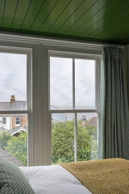 Sea View Cottage view 3