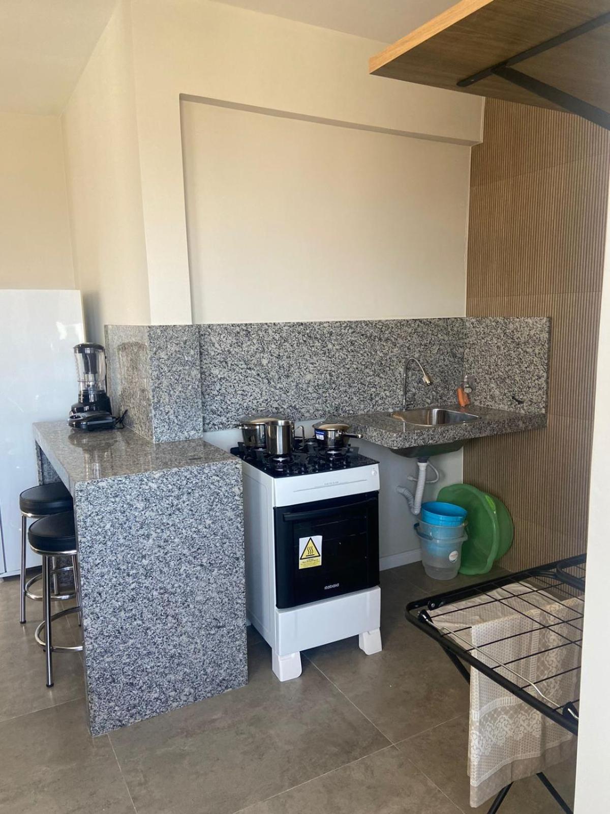 Apartamento na Batista Campos 02 quartos
