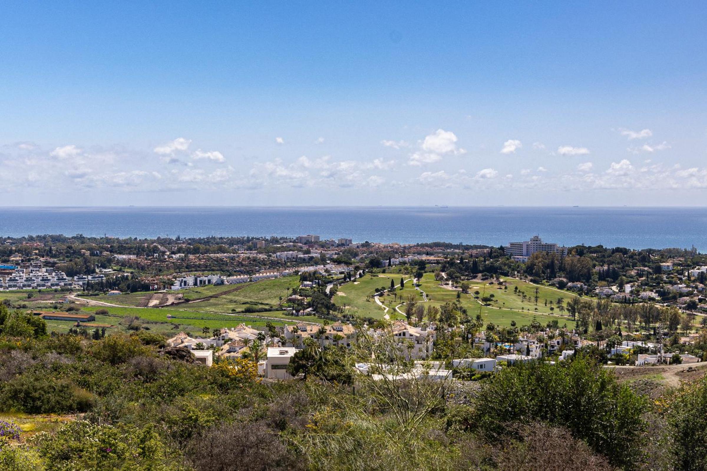 Family Apartment with Sea Views in Hacienda de Cifuentes