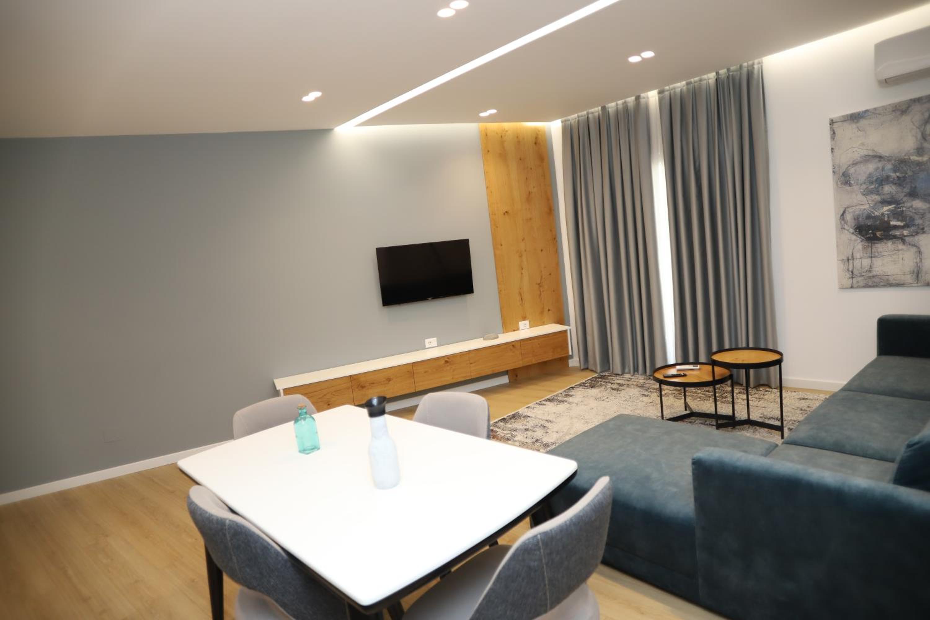 J&D Rooms Korce