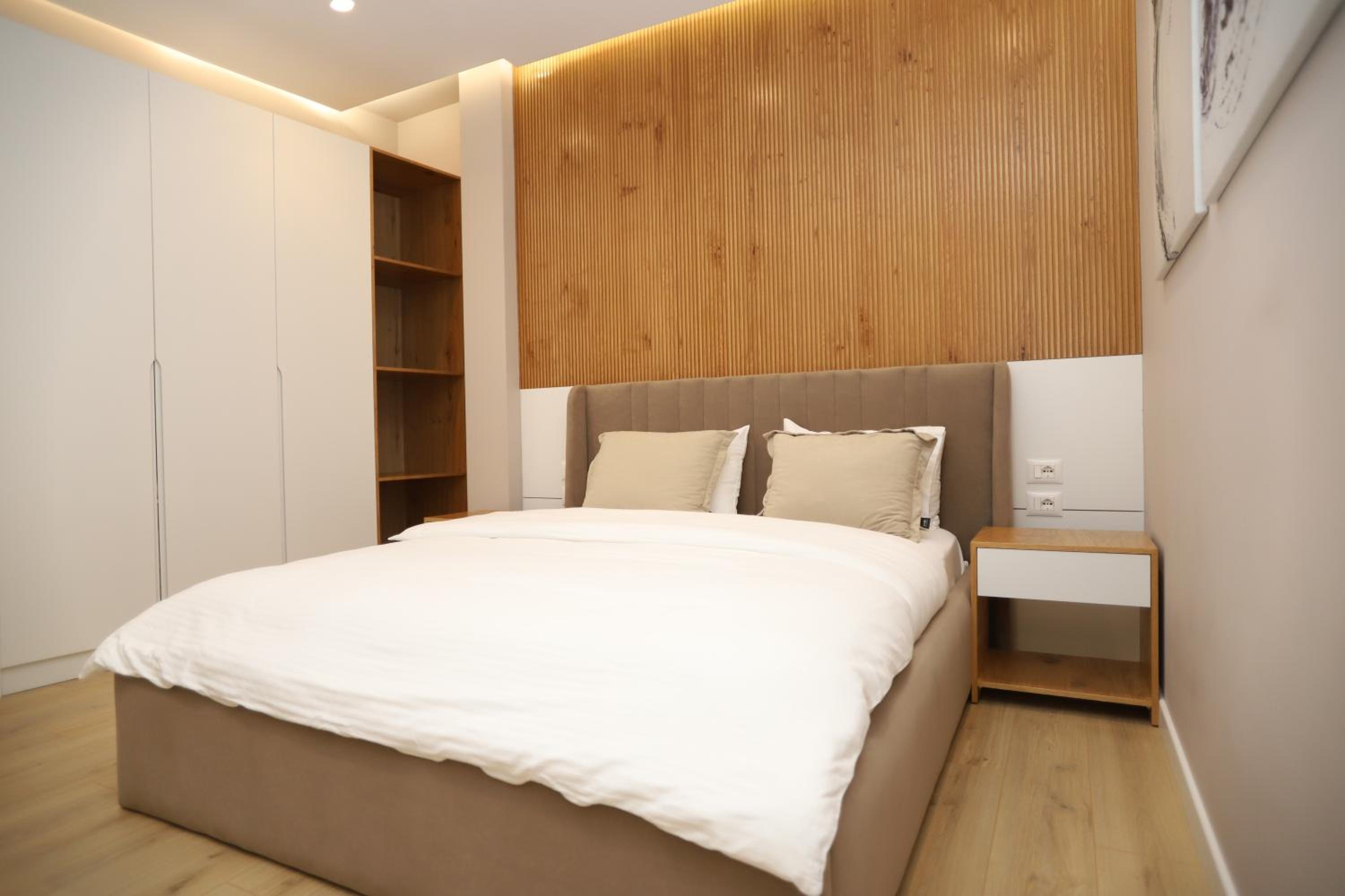 J&D Rooms Korce