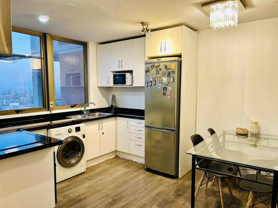Las Condes Apartament close to the metro