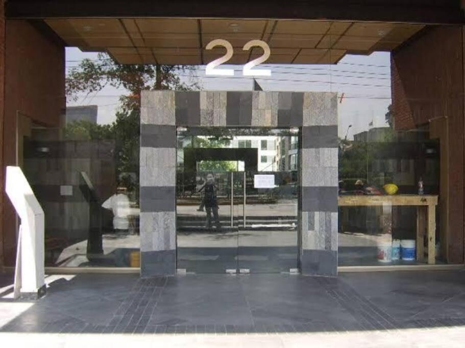 Las Condes Apartament close to the metro