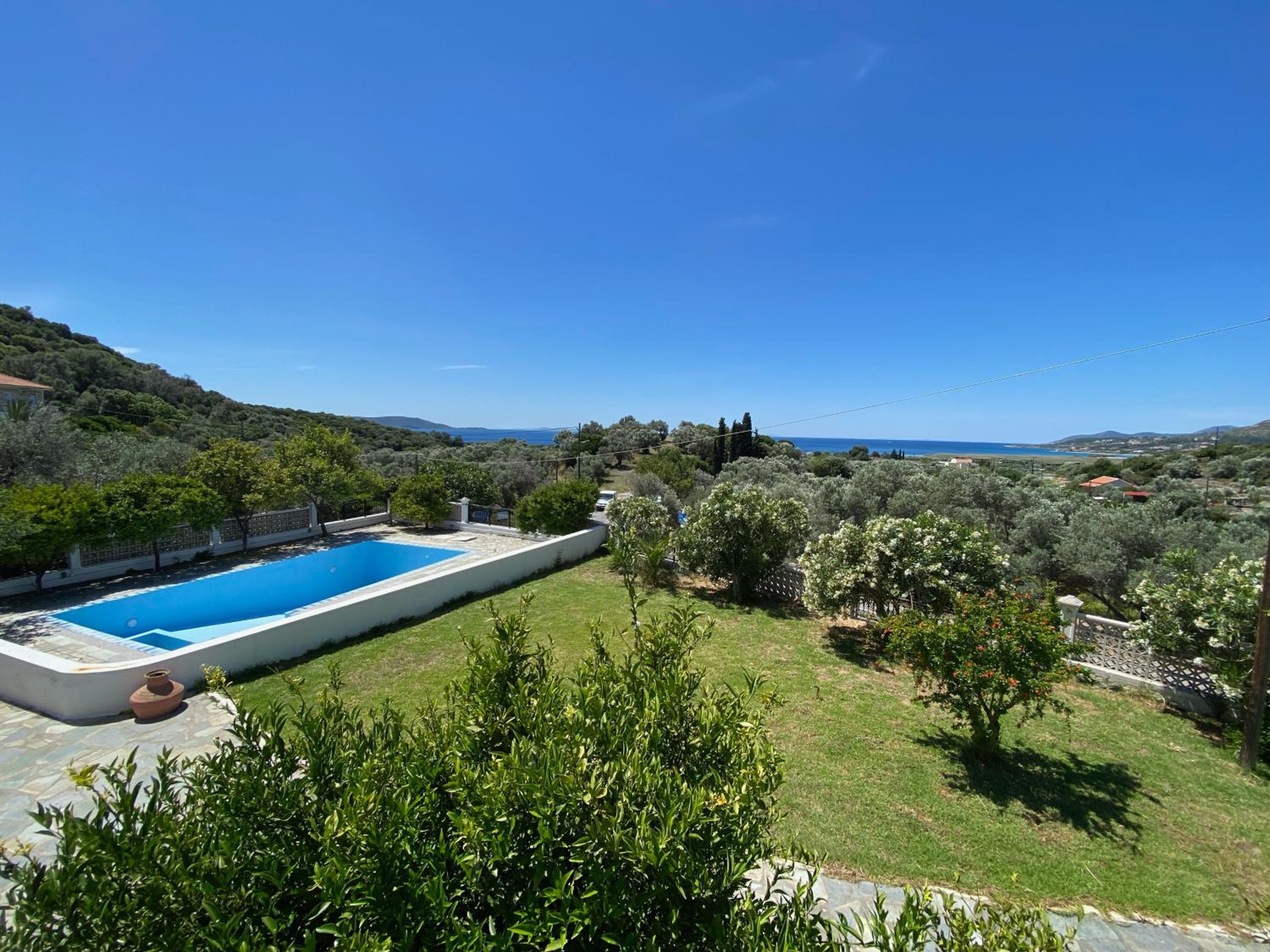 Villa Karras