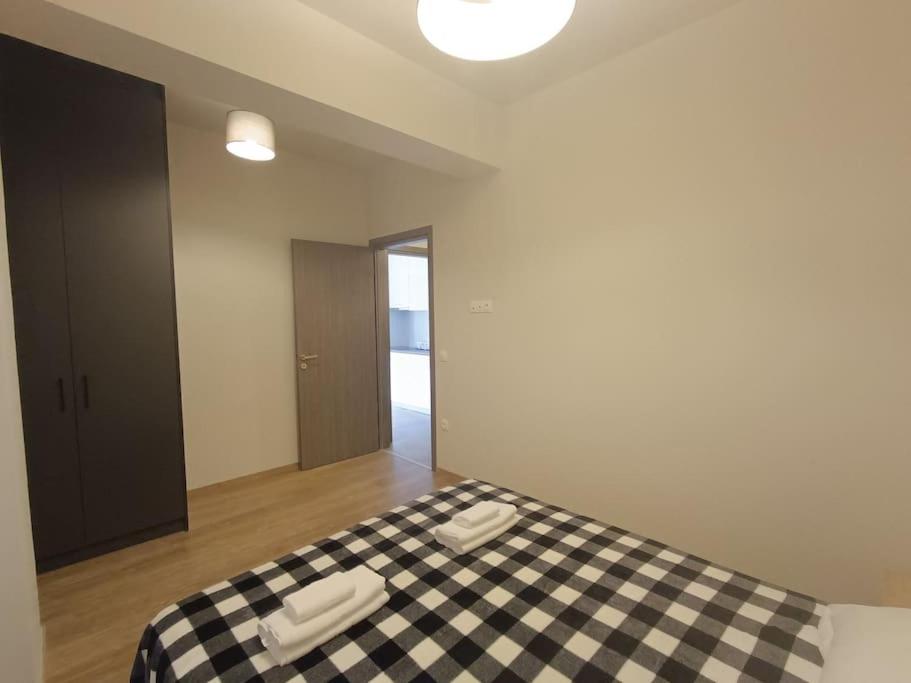 Elterra 6 Sunshine home