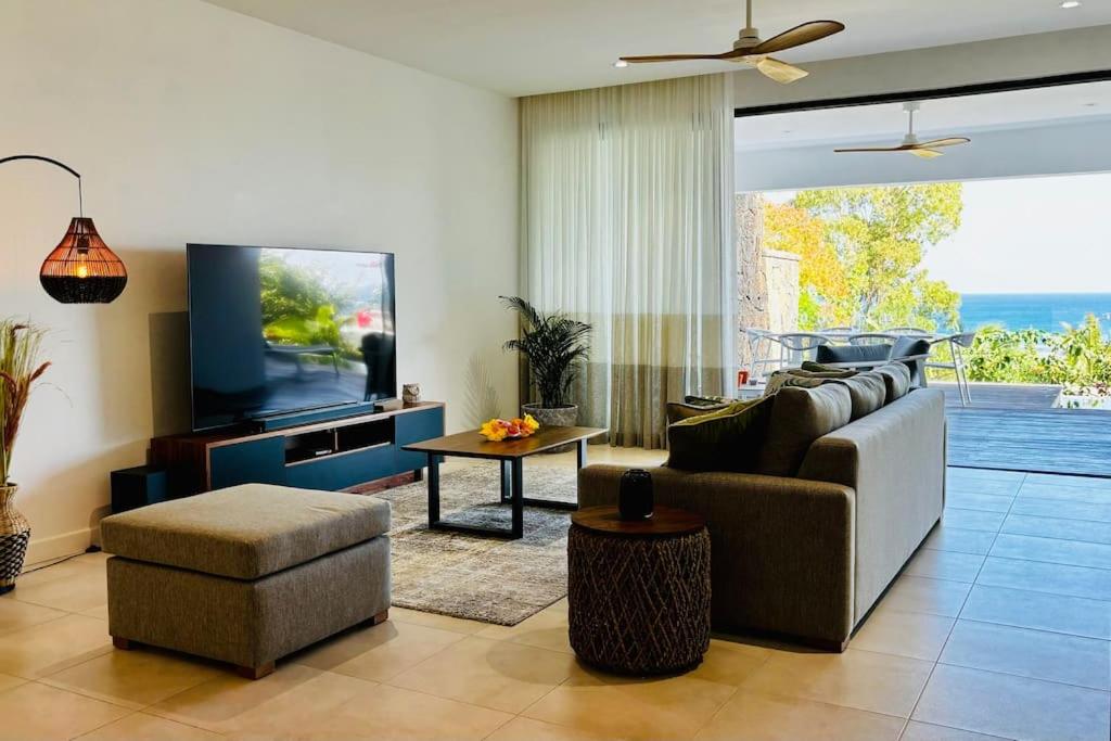 Bluepearl, Sileview Residence
