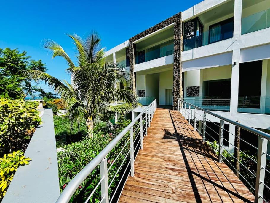 Bluepearl, Sileview Residence