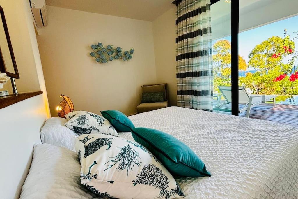Bluepearl, Sileview Residence