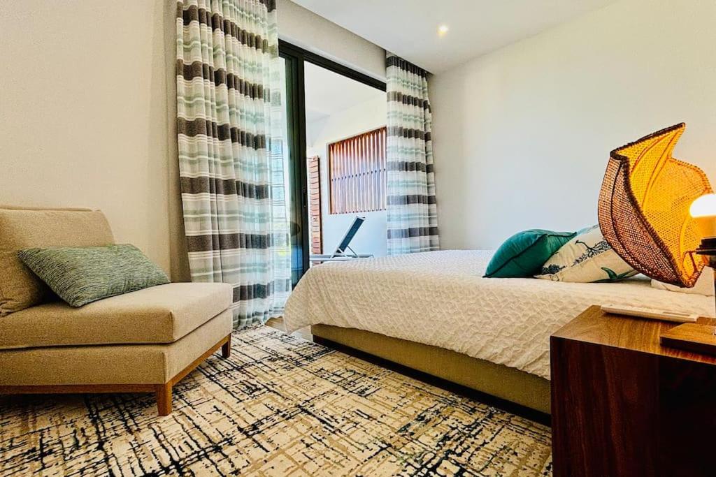 Bluepearl, Sileview Residence