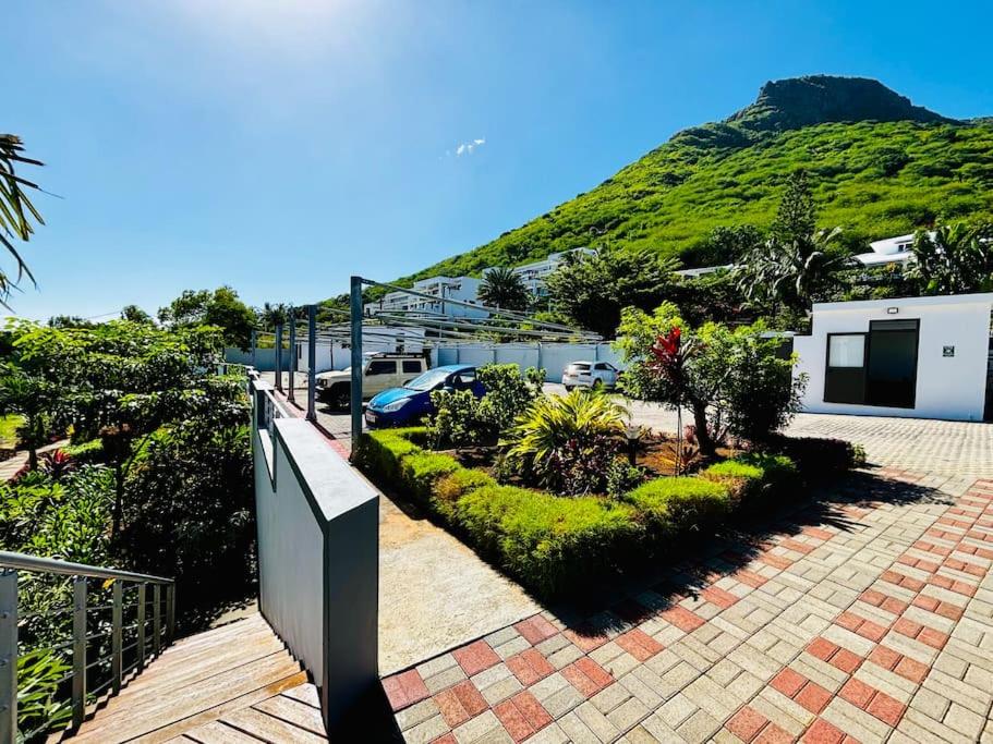 Bluepearl, Sileview Residence