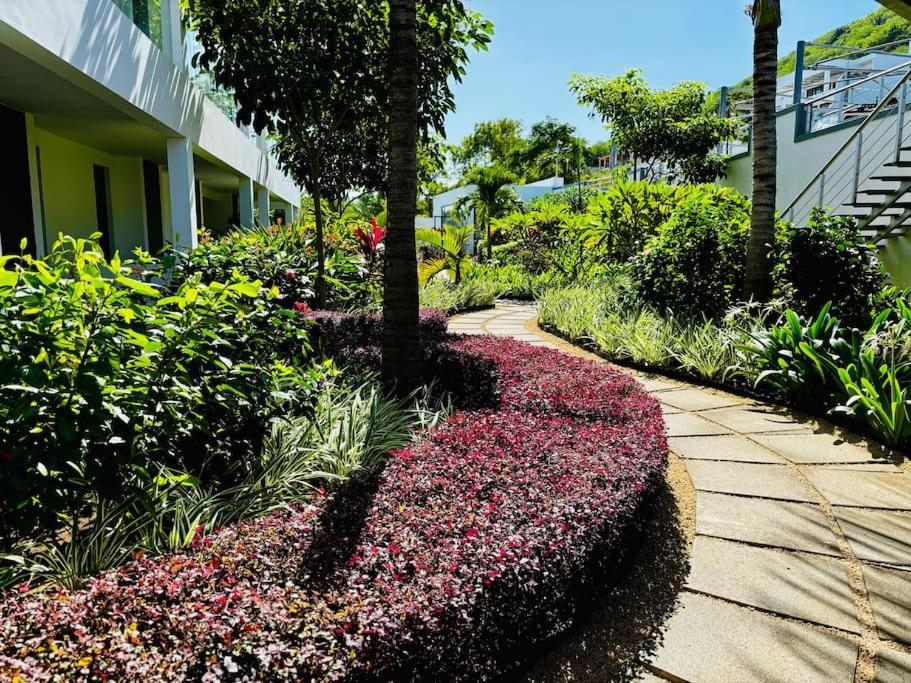Bluepearl, Sileview Residence