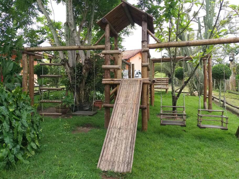 Lindo sítio com Lagoa