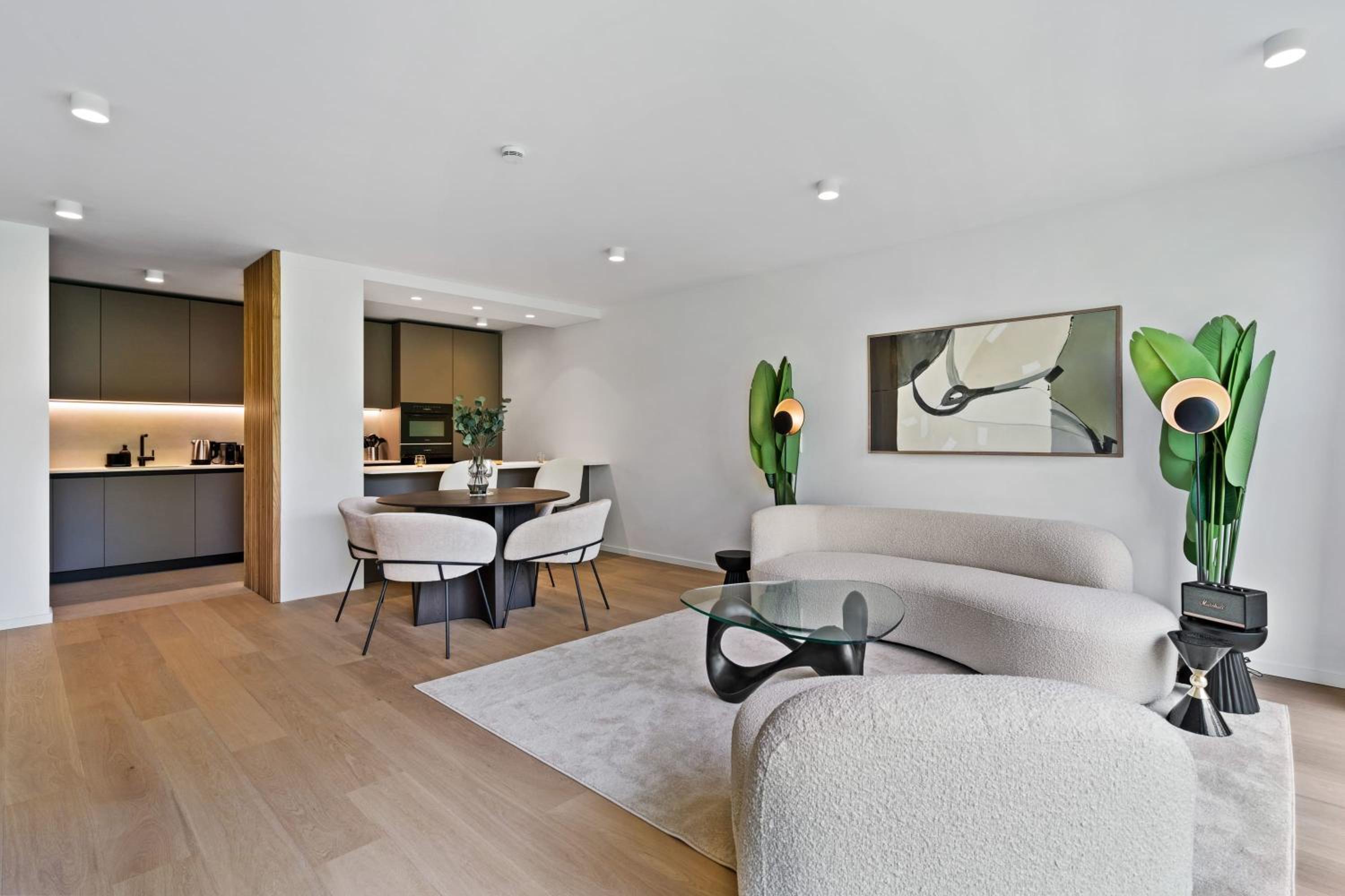Chic 80sqm Luxe Apt - Heart of Luxembourg City view 5