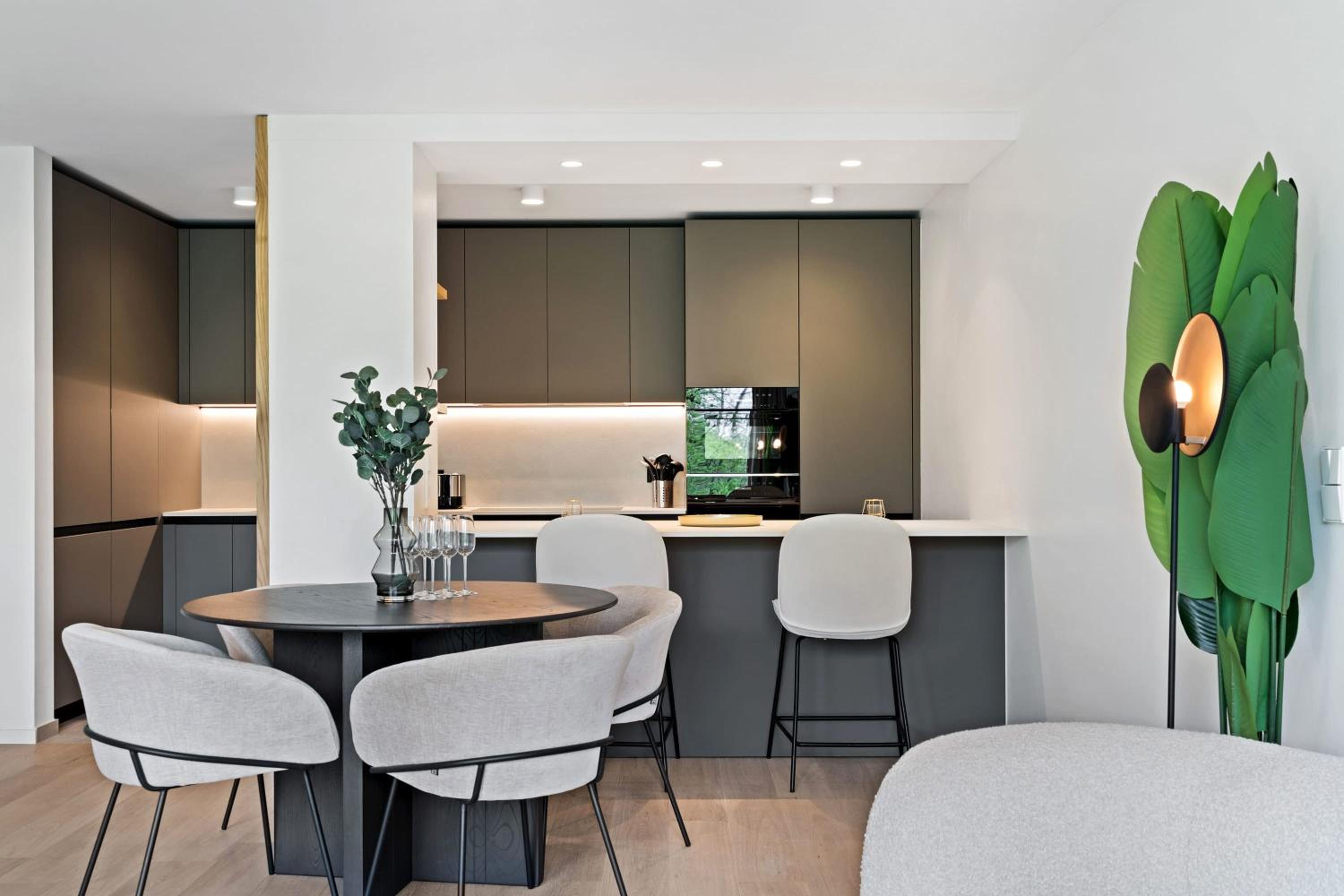 Chic 80sqm Luxe Apt - Heart of Luxembourg City view 3