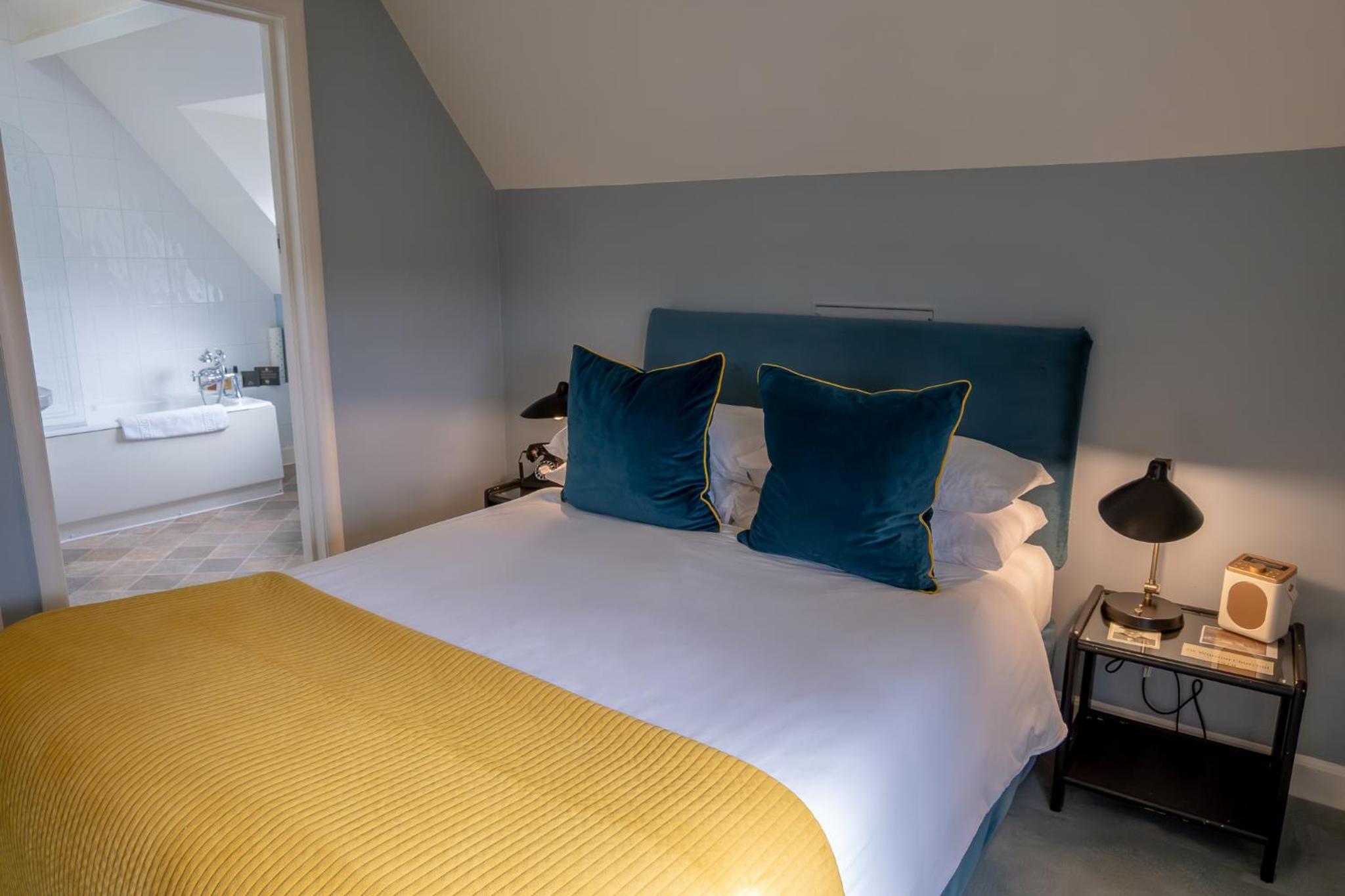 Maidstone Vacations - Leeds Castle Stable Courtyard Bed and Breakfast - Property Image 9