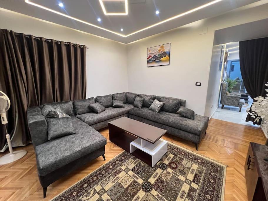 A luxury apartment fully nile view -Downtown Cairo
