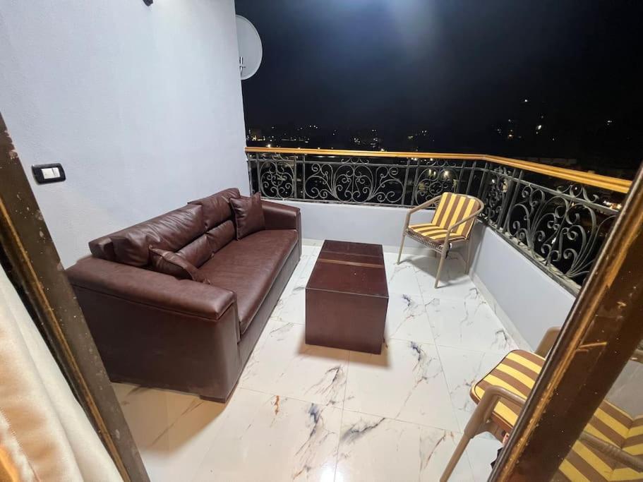 A luxury apartment fully nile view -Downtown Cairo