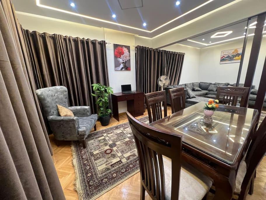 A luxury apartment fully nile view -Downtown Cairo