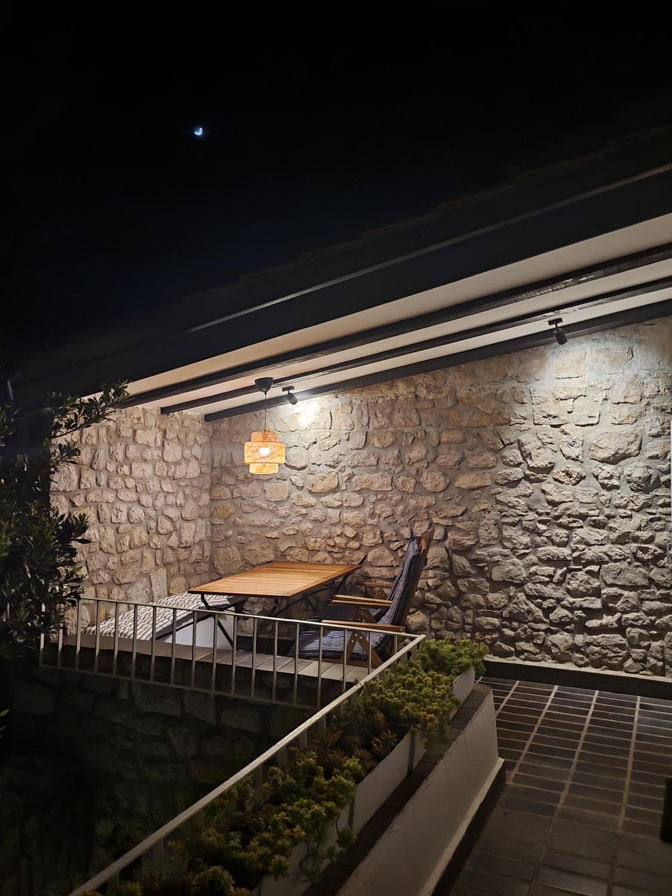 Old town STONE HOUSE OASIS