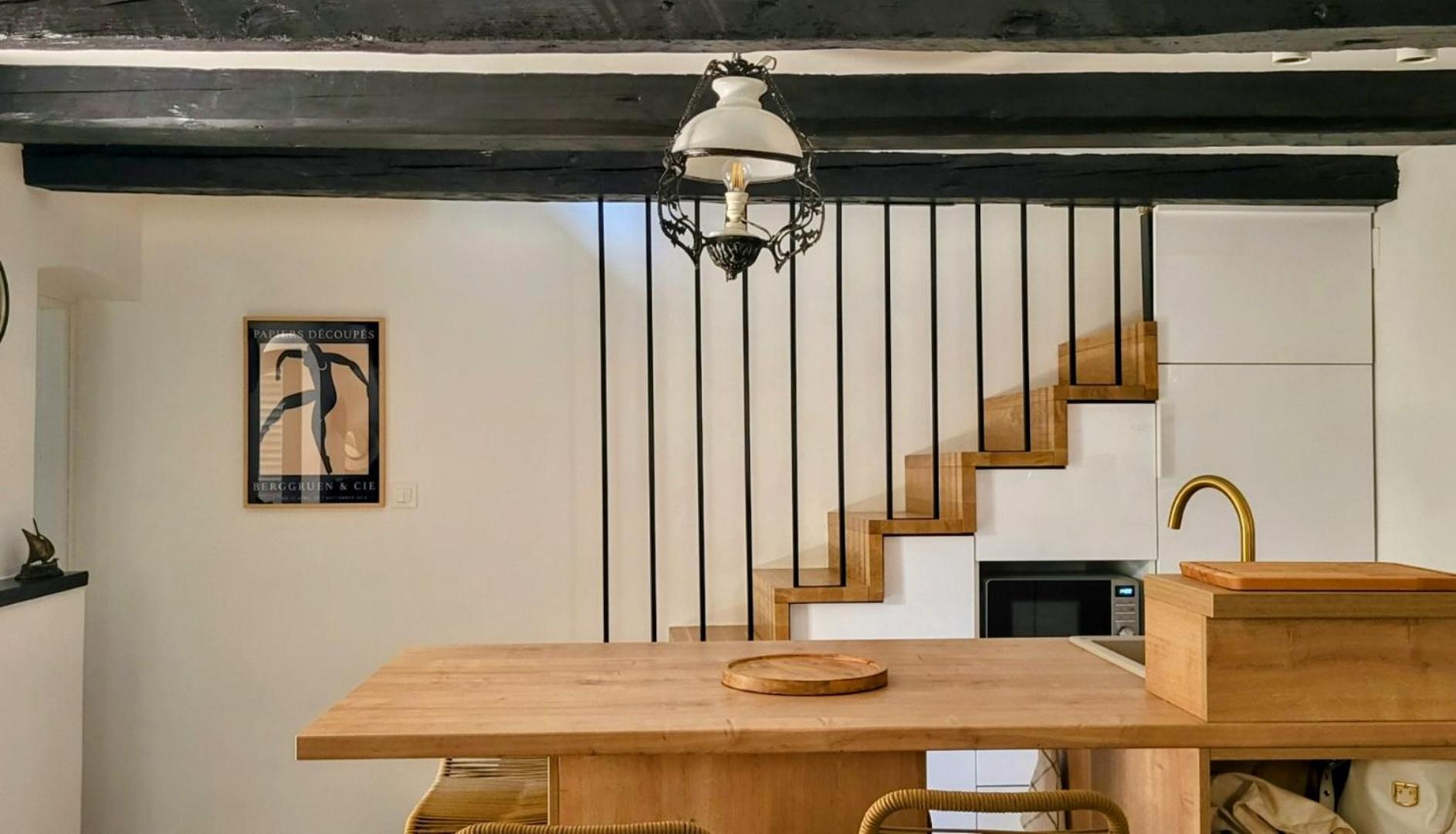 Old town STONE HOUSE OASIS