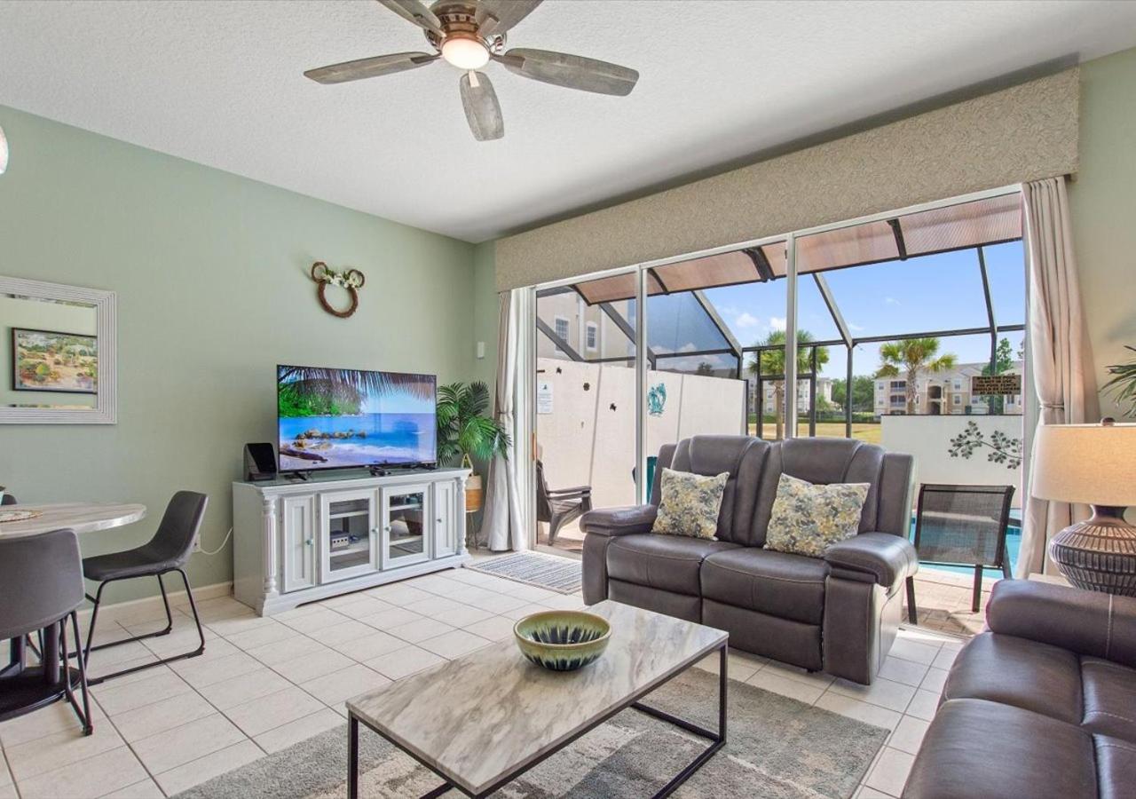 Lilo and stitch Ohana Oasis view 3