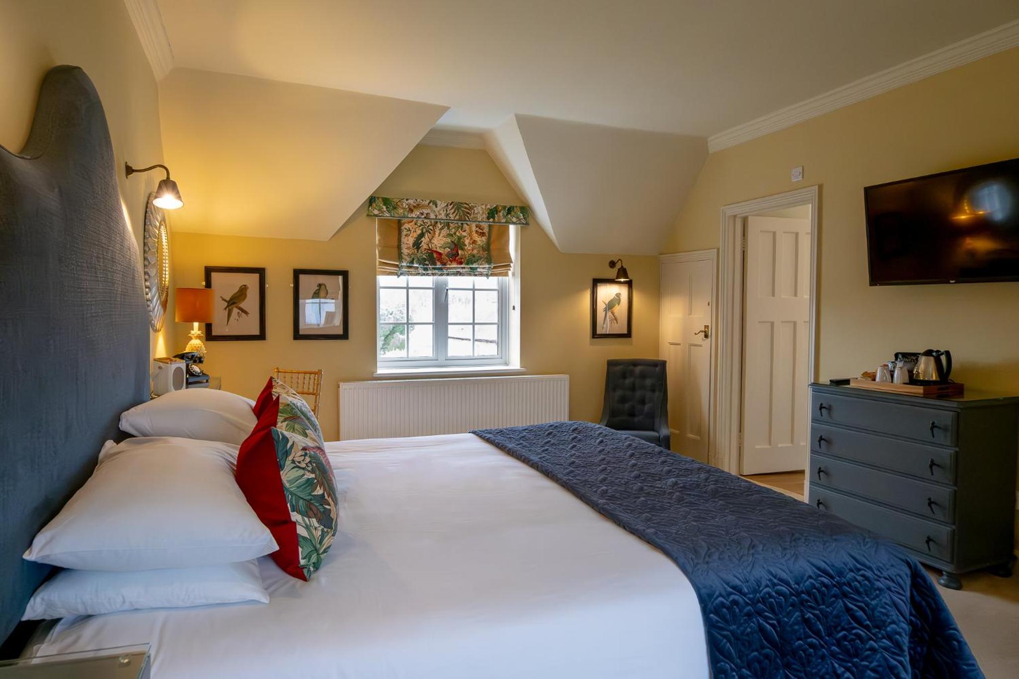Maidstone Vacations - Leeds Castle Stable Courtyard Bed and Breakfast - Property Image 2