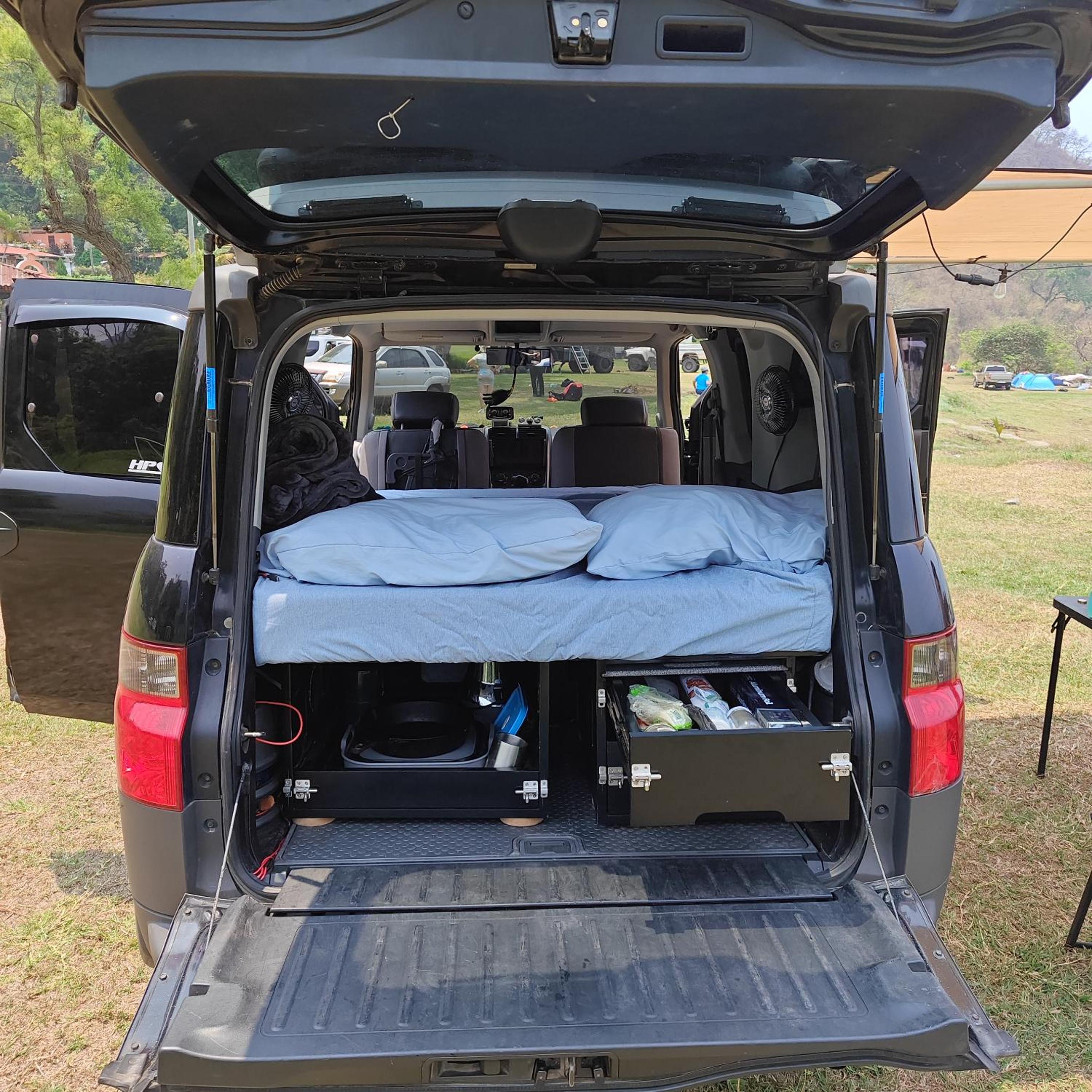 Mini Camper Honda Element view 4