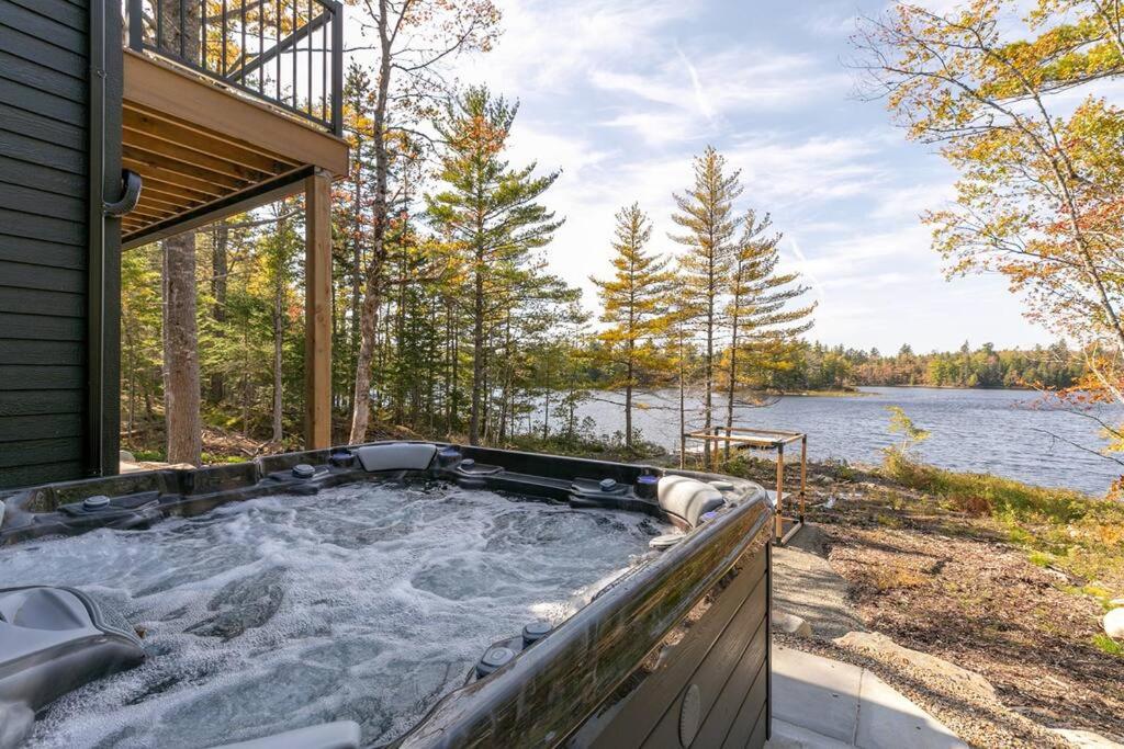 Numinous Cottage Long Lake Oasis