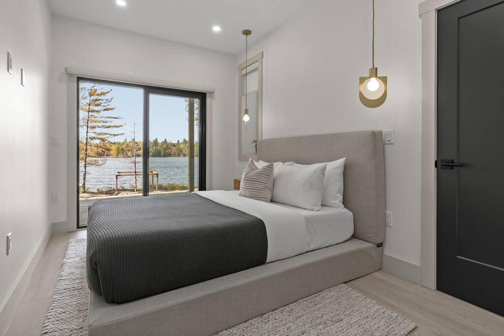 Numinous Cottage Long Lake Oasis