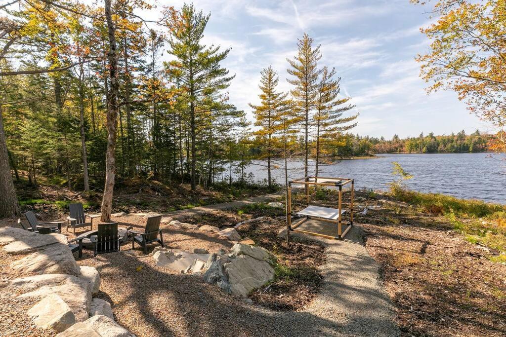 Numinous Cottage Long Lake Oasis