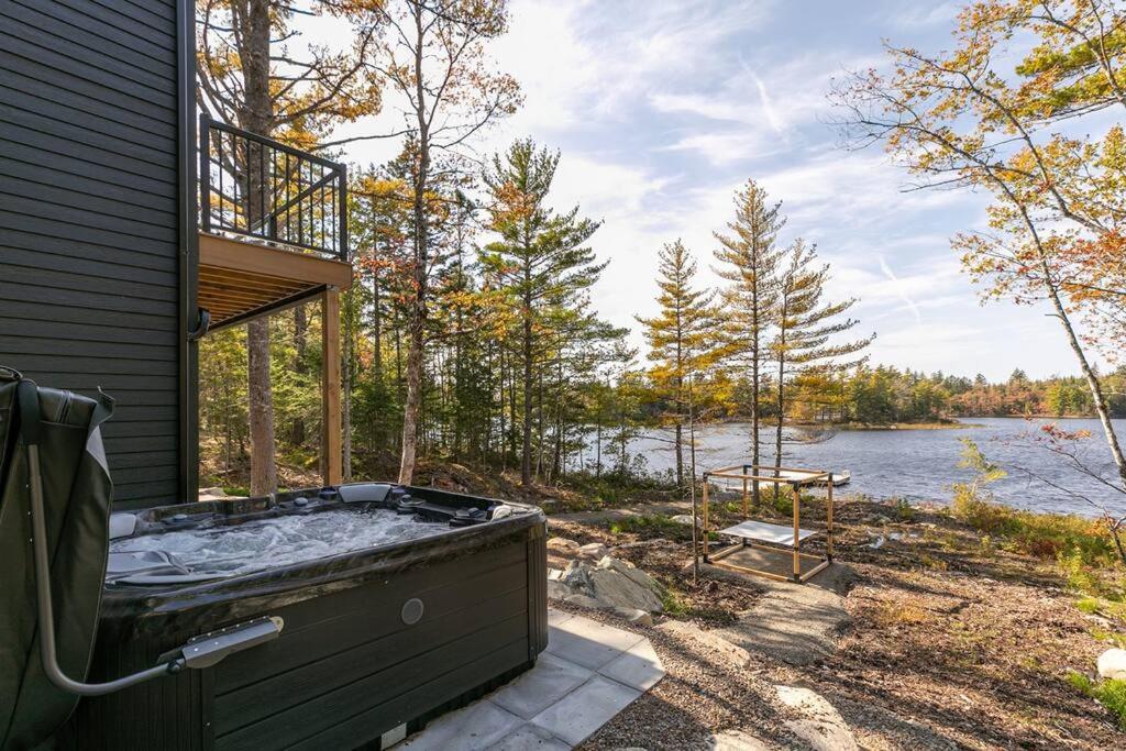 Numinous Cottage Long Lake Oasis