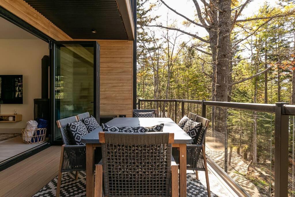 Numinous Cottage Long Lake Oasis