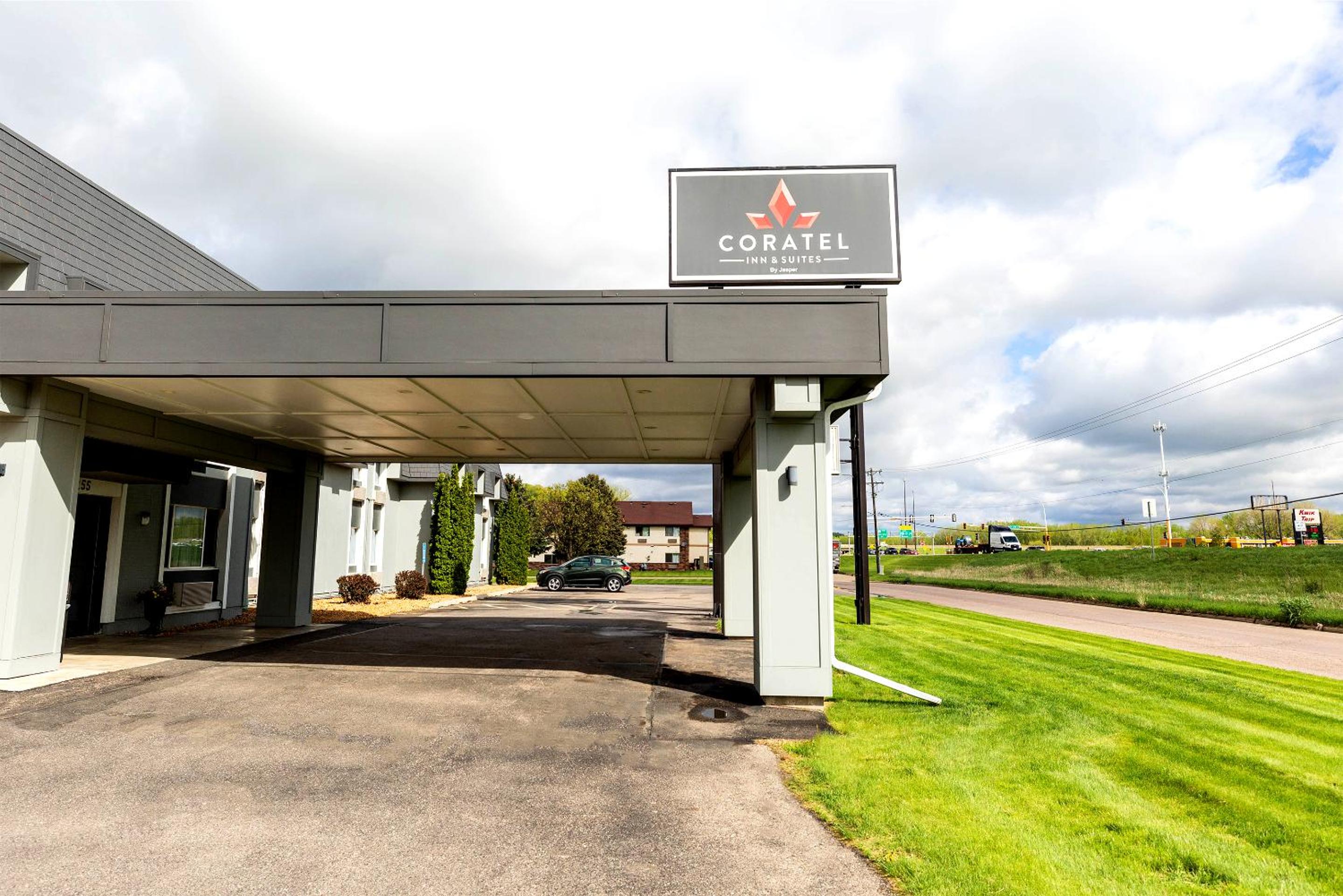 Mankato Vacations - Coratel Inn  Suites by Jasper Mankato - Property Image 7