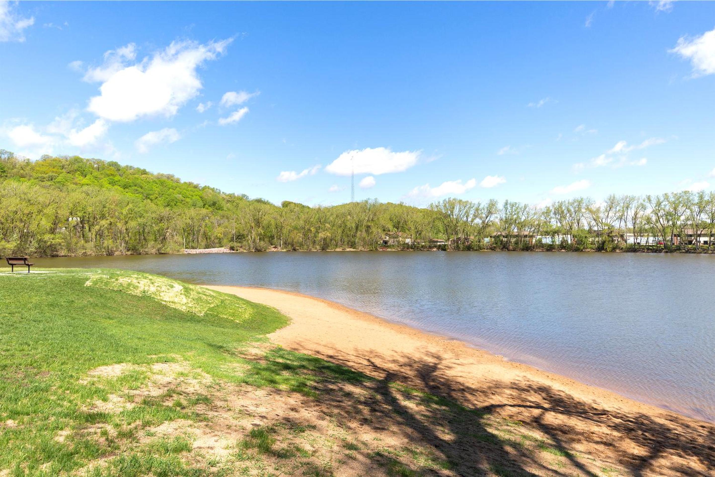 Mankato Vacations - Coratel Inn  Suites by Jasper Mankato - Property Image 22